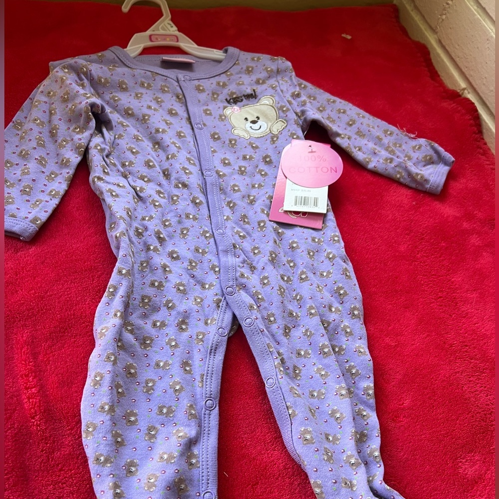 Brand new footie pajama size 3 to 6 m
